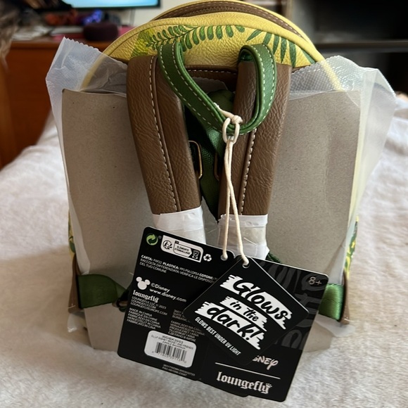 Disney Loungefly Jungle Safari Mini Backpack – Glow in the Dark
RARE! - Picture 2 of 2